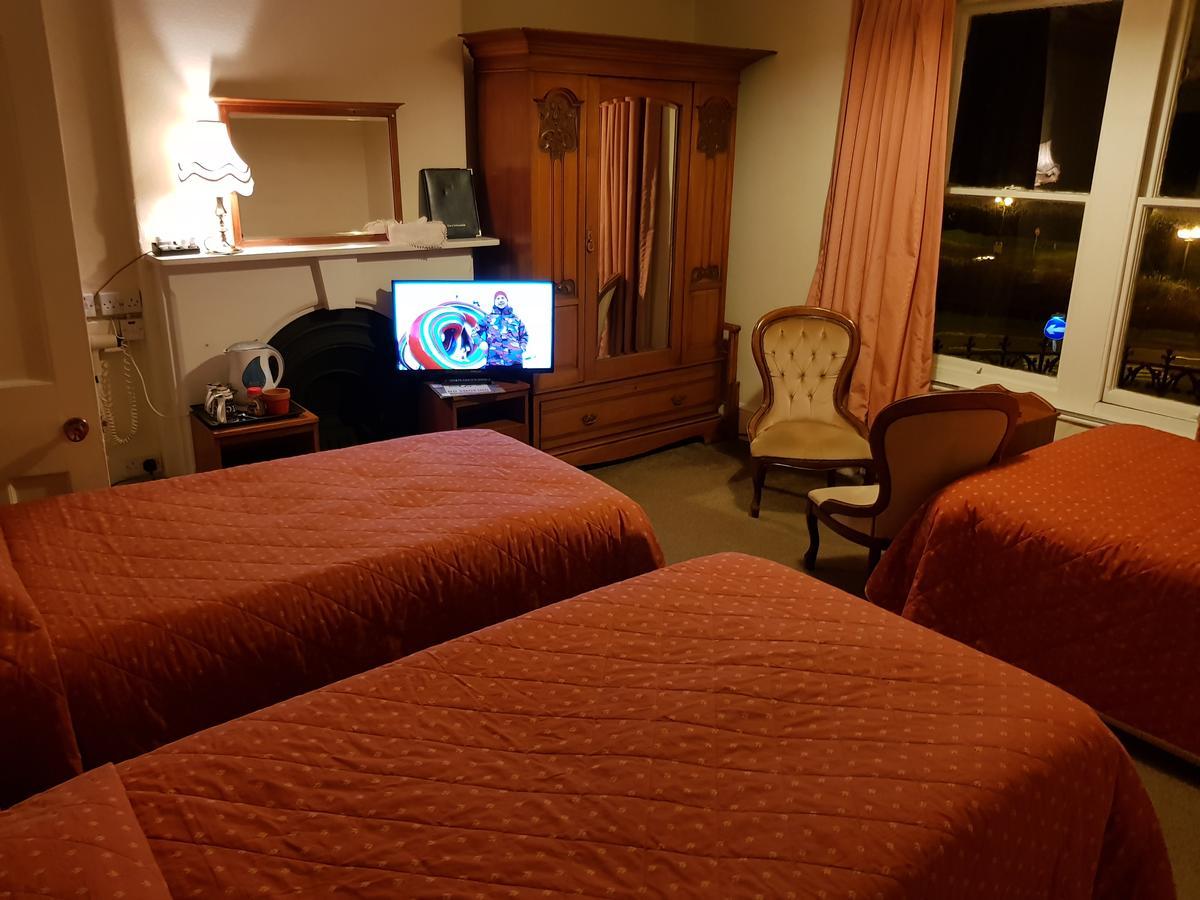 Menai Bank Hotel Карнарвон Екстер'єр фото